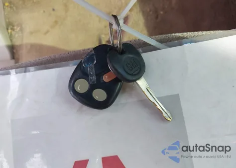 2007 GMC Sierra 1500 Classic Sle1 из США, поврежденный, VIN 2GTEC13Z771107333